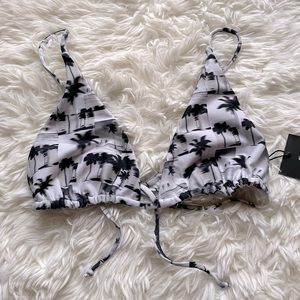 NWT Skatie Ella Bikink Top L